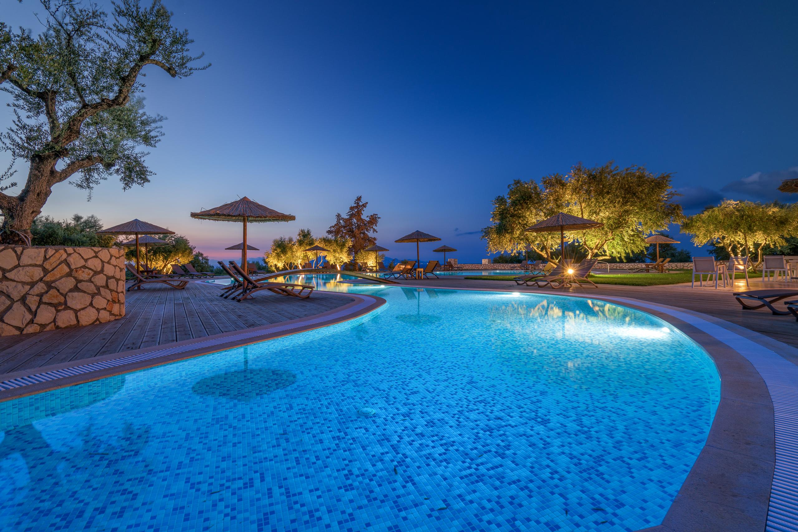Elegance Luxury Executive Suites - Adults Only Tragaki Exterior photo