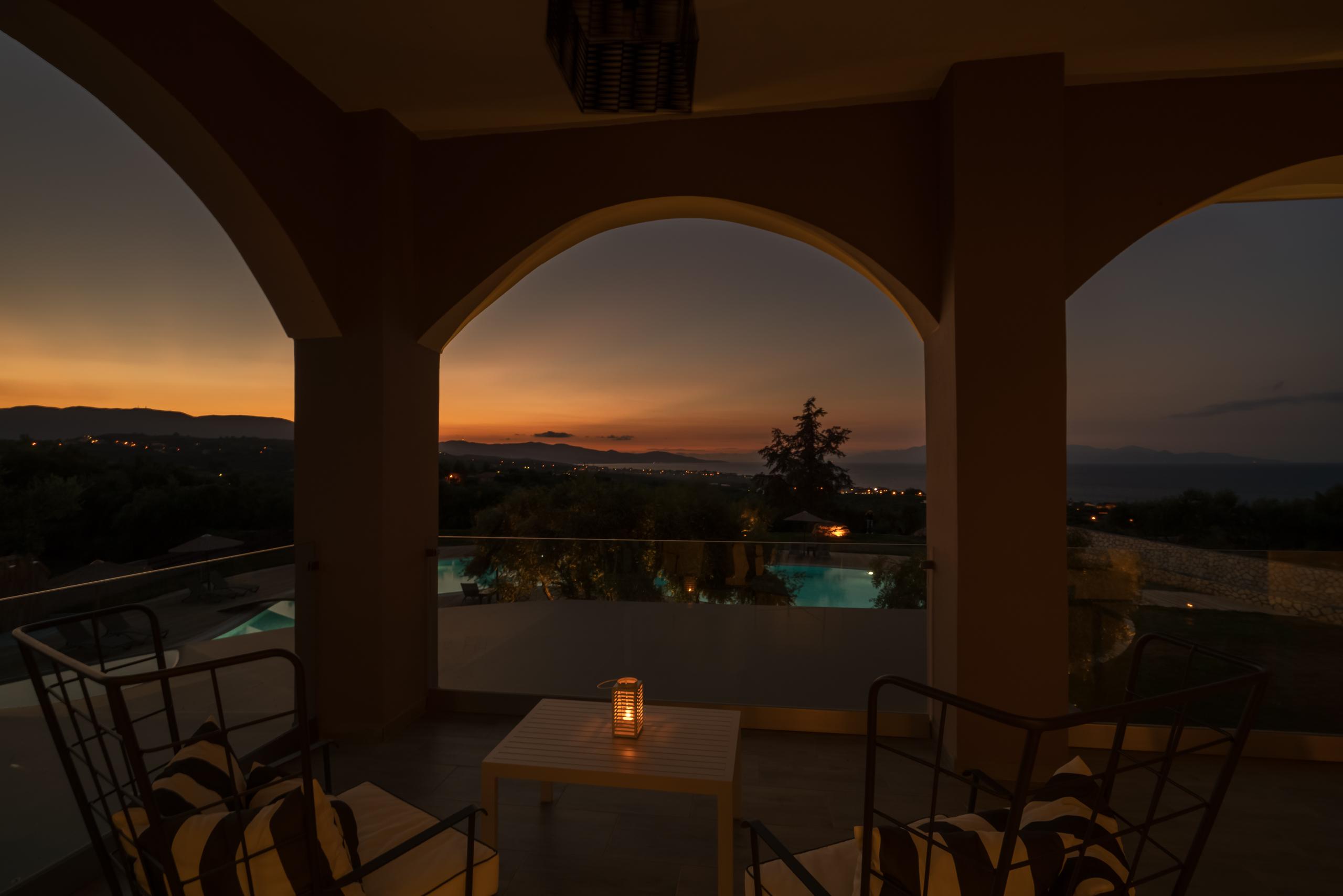 Elegance Luxury Executive Suites - Adults Only Tragaki Exterior photo