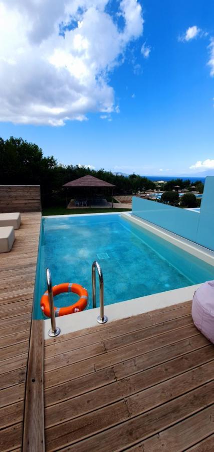 Elegance Luxury Executive Suites - Adults Only Tragaki Exterior photo