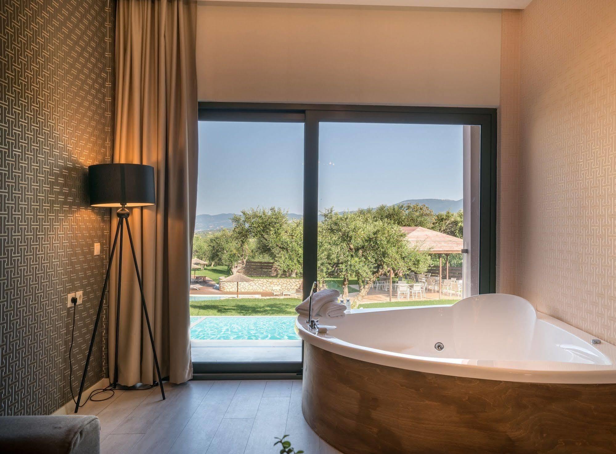 Elegance Luxury Executive Suites - Adults Only Tragaki Exterior photo